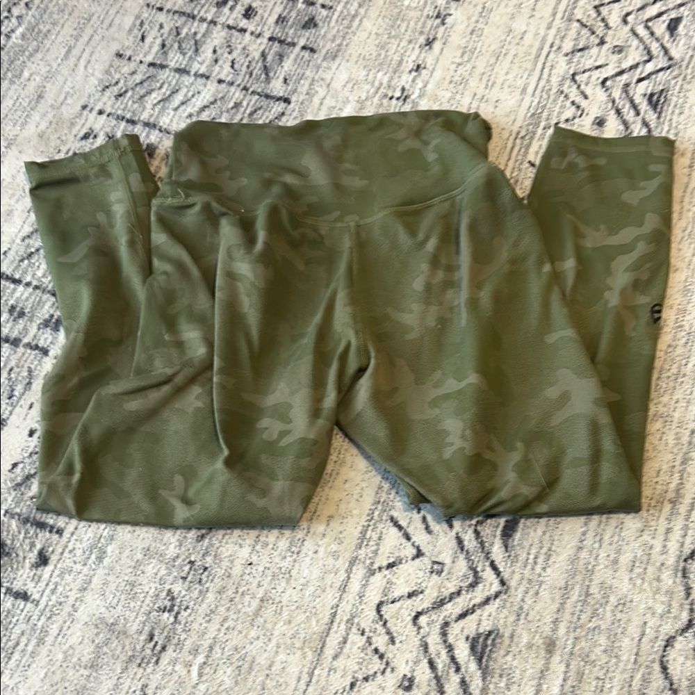 Ptula Green Camouflage Leggings